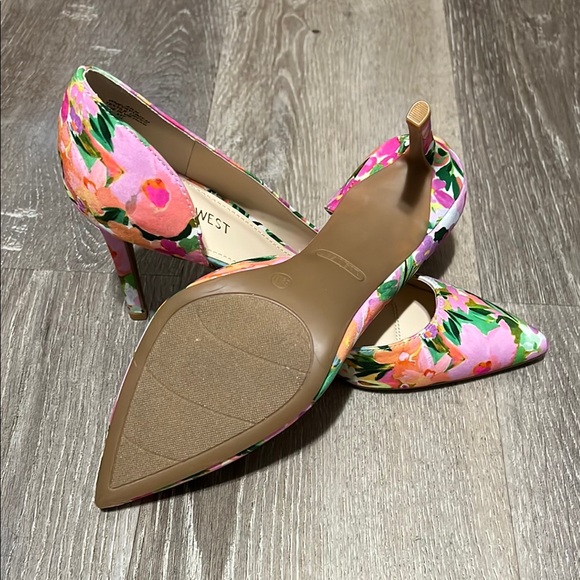 Nine West Floral Heels - Pink and Orange - Picture 3 of 3